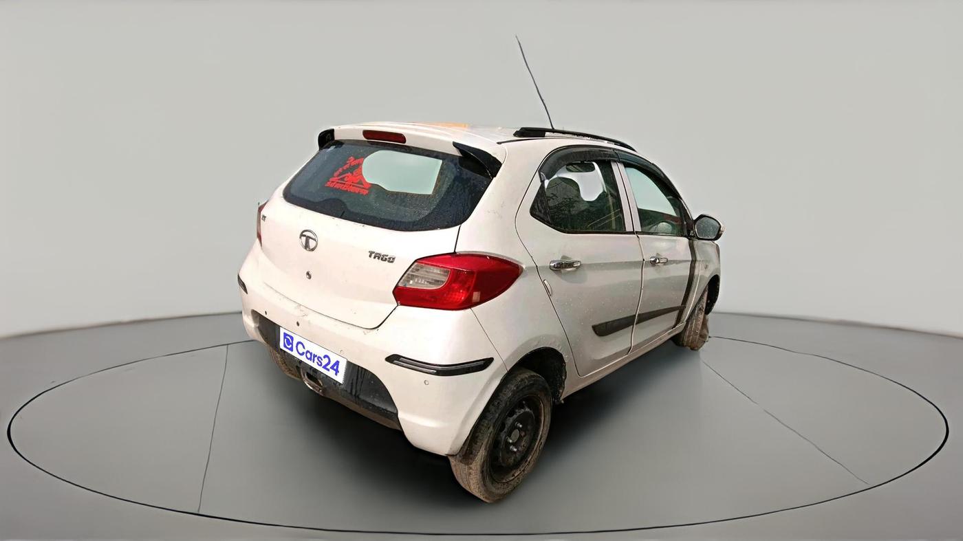 2018 Tata Tiago XT DIESEL, Diesel, Manual, 53,964 km, exterior