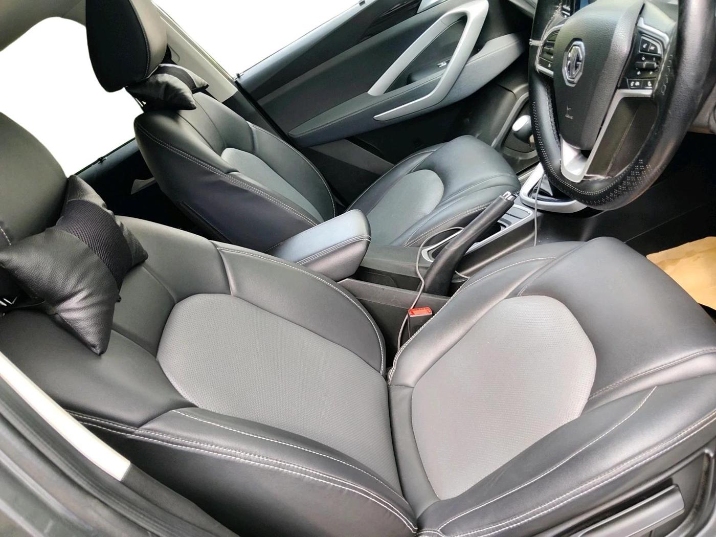 2022 MG HECTOR SHINE 1.5 PETROL TURBO MT, Petrol, Manual, 49,153 km, interior