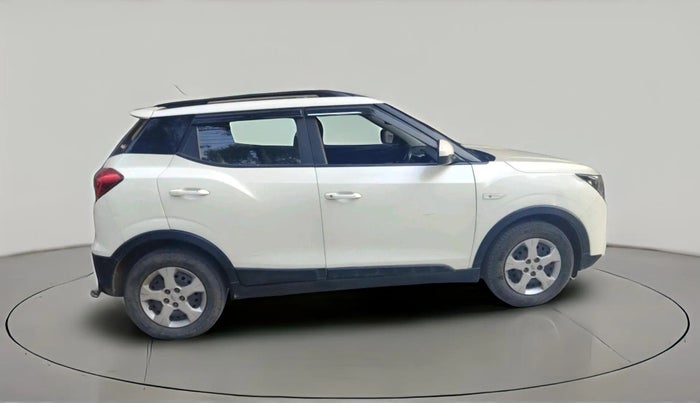 2019 Mahindra XUV300 W6 1.5 DIESEL, Diesel, Manual, 51,518 km, exterior