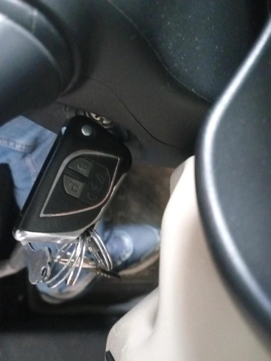 2025 Toyota Glanza E, Petrol, Manual, 28,451 km, interior