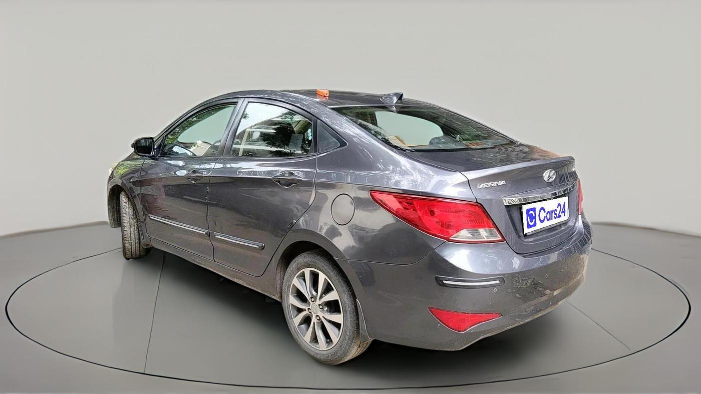 2017 Hyundai Verna 1.6 VTVT SX, Petrol, Manual, 34,572 km, exterior
