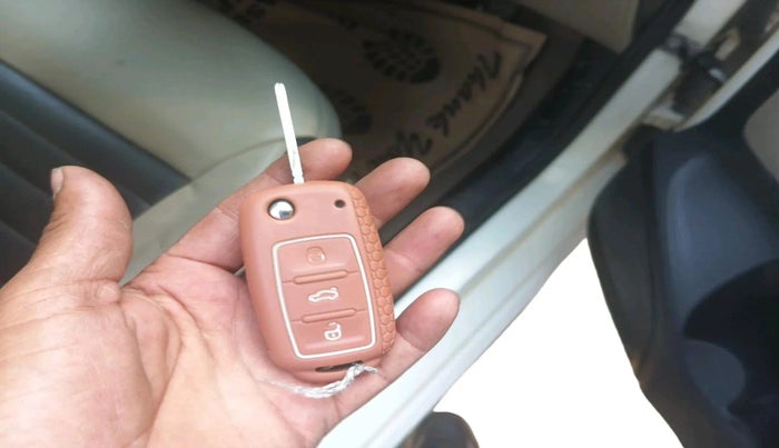 2014 Volkswagen Polo COMFORTLINE 1.2L PETROL, Petrol, Manual, 73,877 km, interior