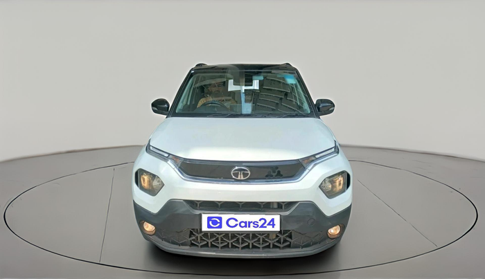 2025 Tata PUNCH Creative Plus (S) AMT, Petrol, Automatic, 4,885 km, exterior