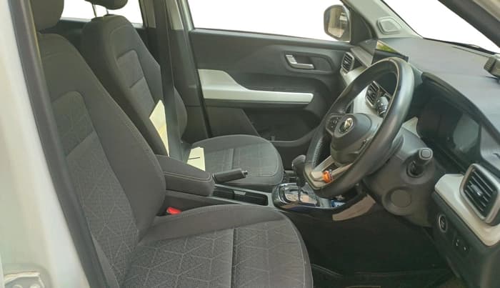 2025 Tata PUNCH Creative Plus (S) AMT, Petrol, Automatic, 4,885 km, interior