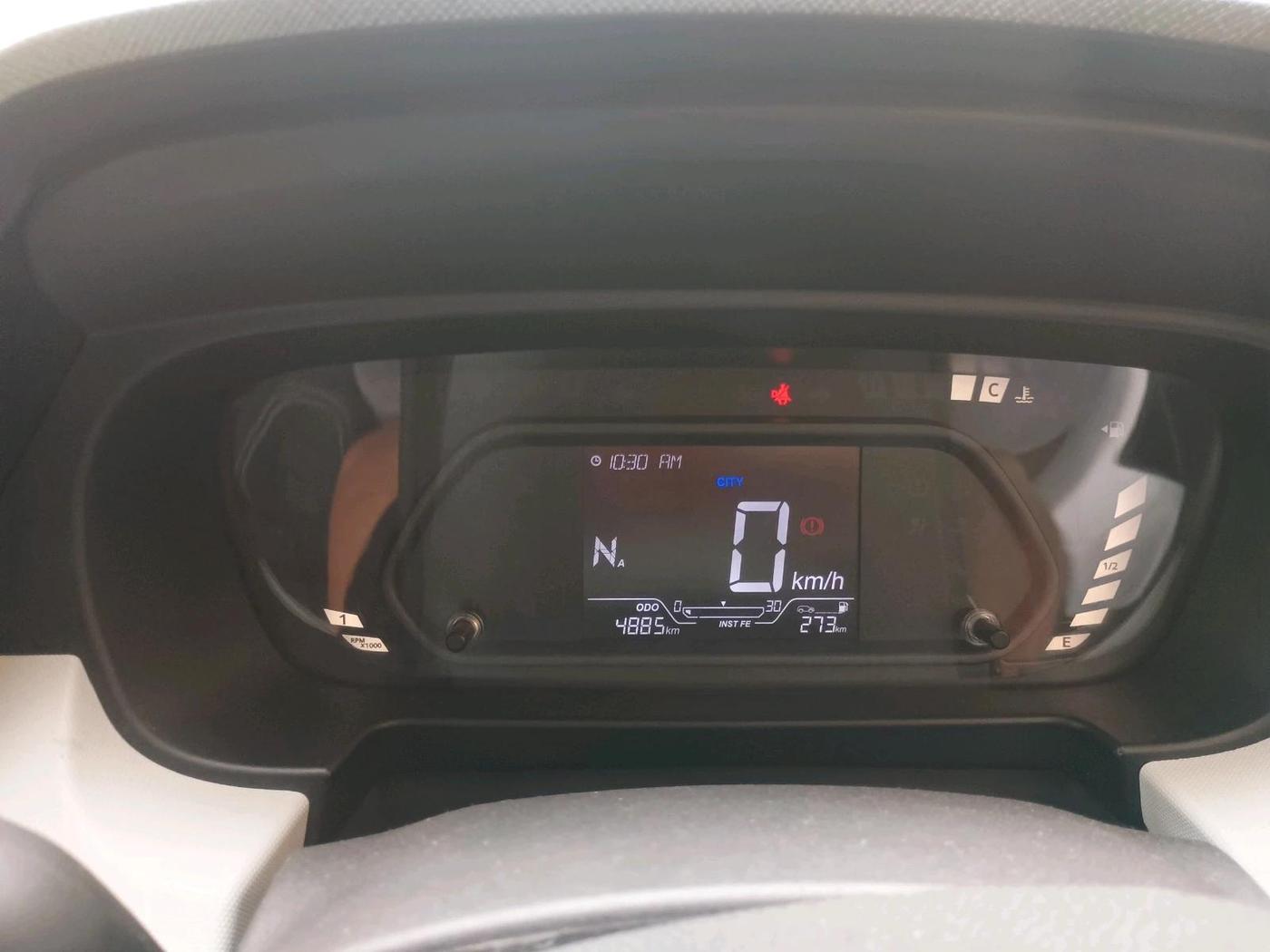 2025 Tata PUNCH Creative Plus (S) AMT, Petrol, Automatic, 4,885 km, interior