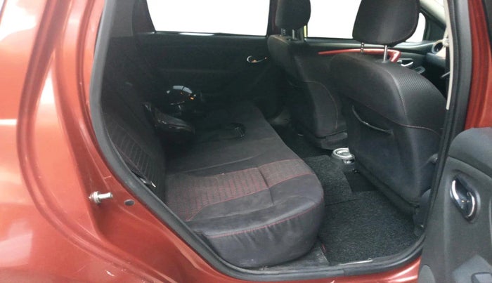 2016 Renault Duster 110 PS RXZ 4X4 MT DIESEL, Diesel, Manual, 1,72,177 km, interior