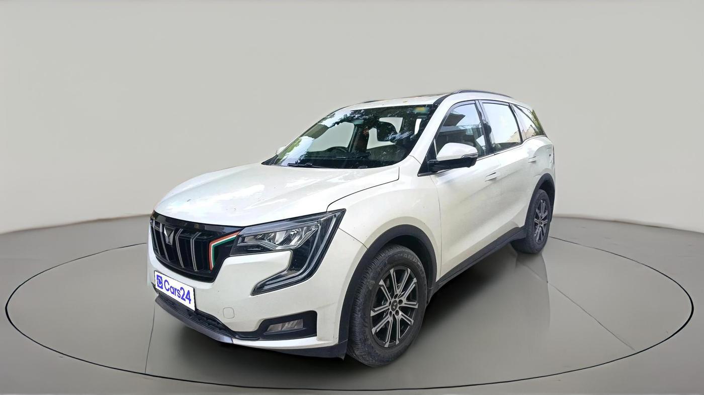 2021 Mahindra XUV700 AX 7 LUXURY P AT 7 STR, Petrol, Automatic, 42,810 km, exterior