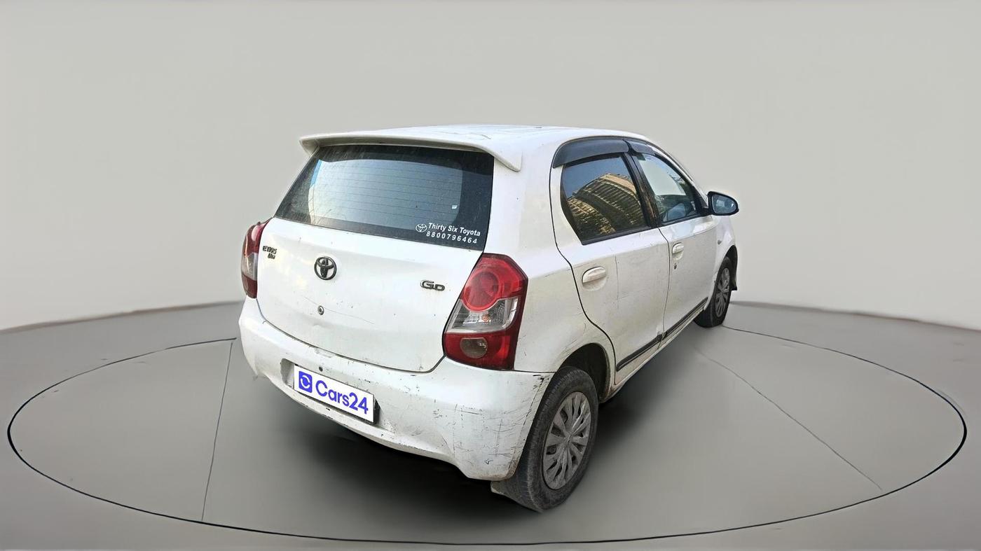 2017 Toyota Etios Liva GXD, Diesel, Manual, 1,12,875 km, exterior