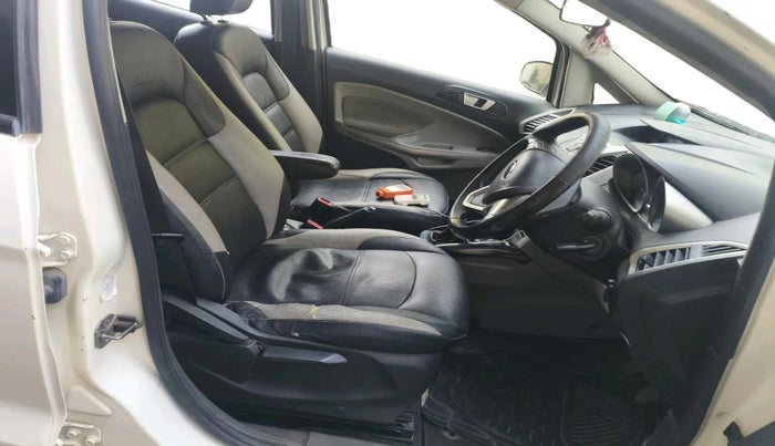 2015 Ford Ecosport TITANIUM 1.5L PETROL, Petrol, Manual, 1,17,517 km, interior