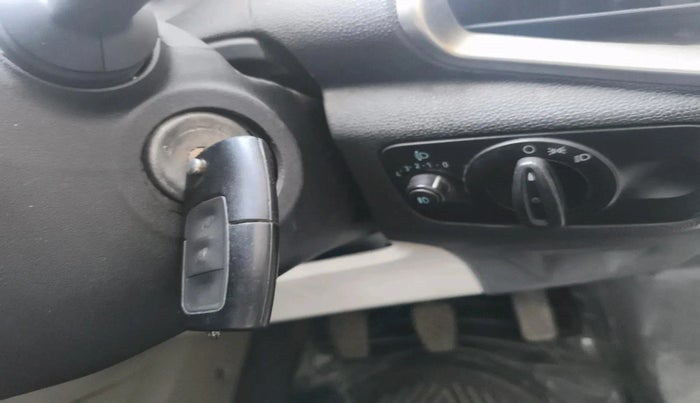 2015 Ford Ecosport TITANIUM 1.5L PETROL, Petrol, Manual, 1,17,517 km, interior