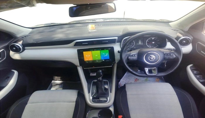 2023 MG ASTOR SUPER 1.5 CVT, Petrol, Automatic, 17,135 km, interior