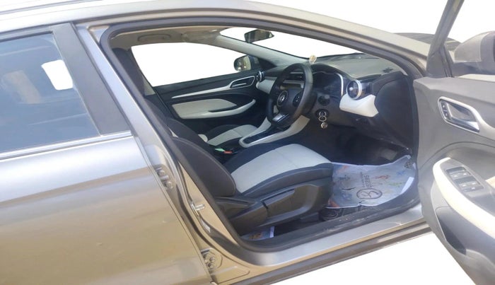 2023 MG ASTOR SUPER 1.5 CVT, Petrol, Automatic, 17,135 km, interior