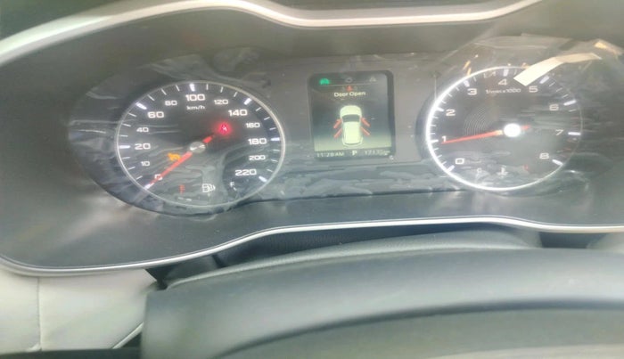 2023 MG ASTOR SUPER 1.5 CVT, Petrol, Automatic, 17,135 km, interior