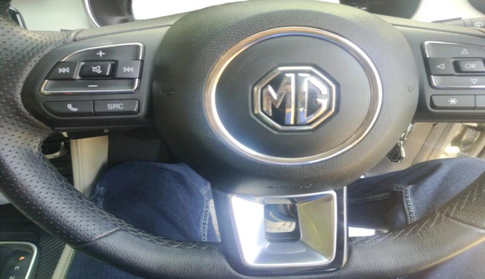 2023 MG ASTOR SUPER 1.5 CVT, Petrol, Automatic, 17,135 km, interior