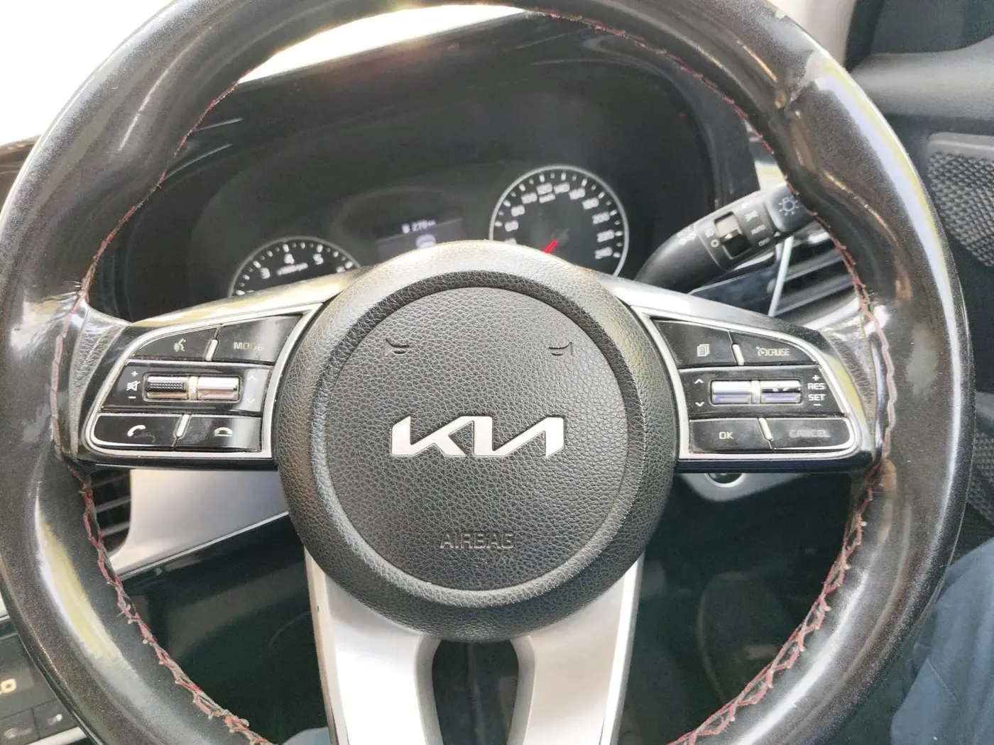 2022 KIA SELTOS HTK PLUS 1.5 IMT, Petrol, Manual, 1,53,750 km, interior