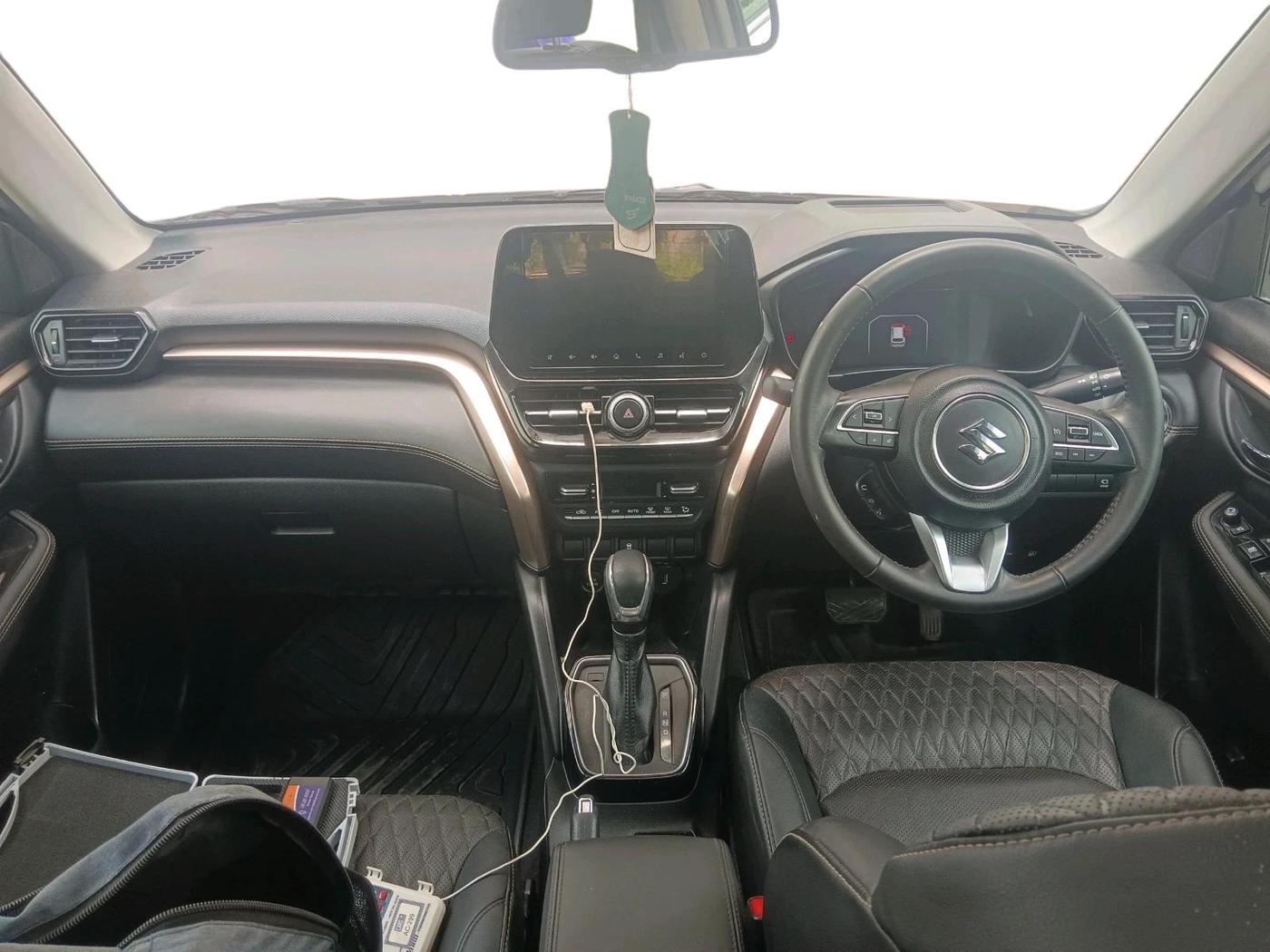 2023 Maruti Grand Vitara ALPHA PLUS HYBRID ECVT, Hybrid, Automatic, 47,038 km, interior