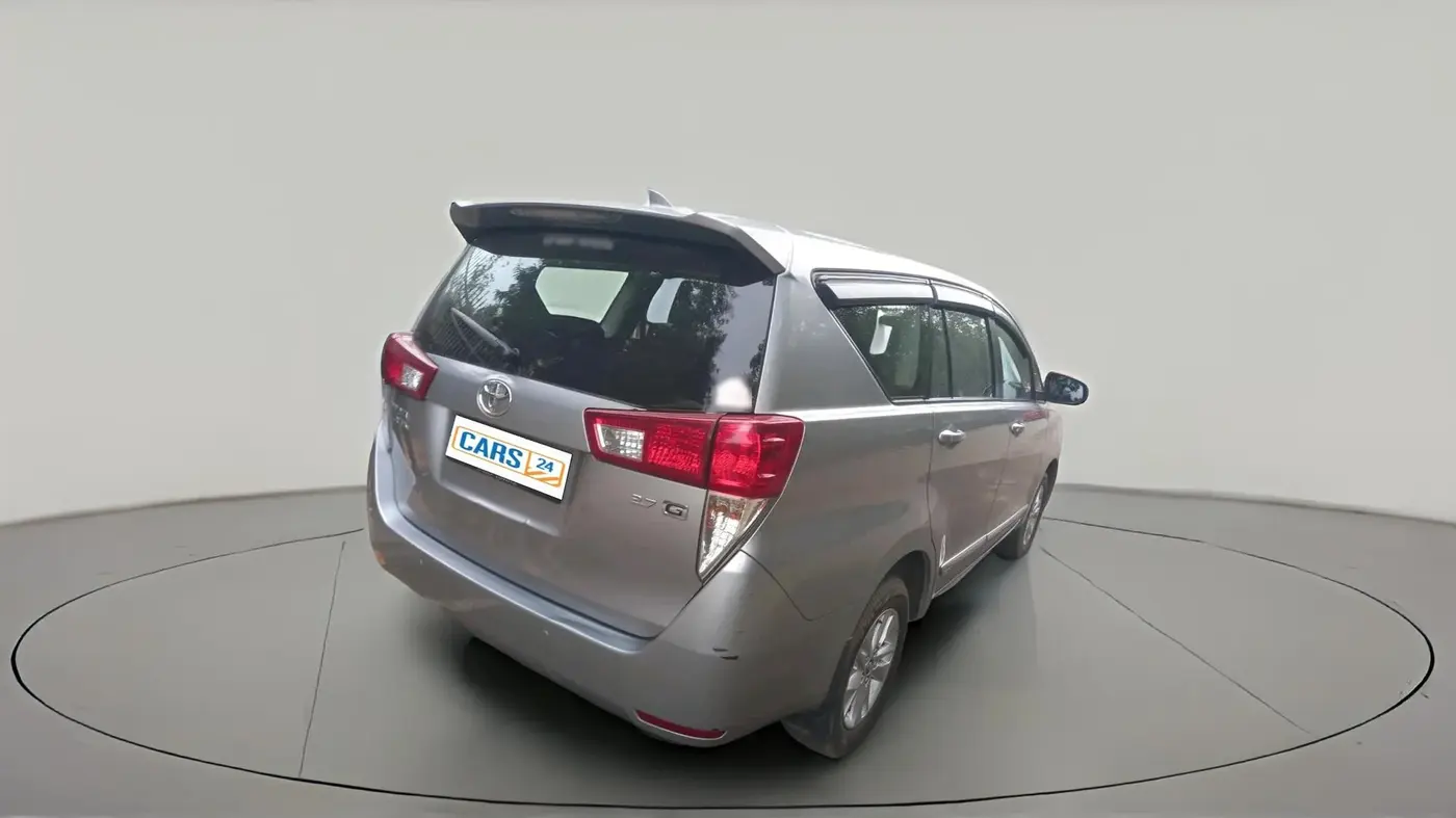 2018 Toyota Innova Crysta 2.7 GX AT 7 STR, Petrol, Automatic, 1,28,625 km, exterior