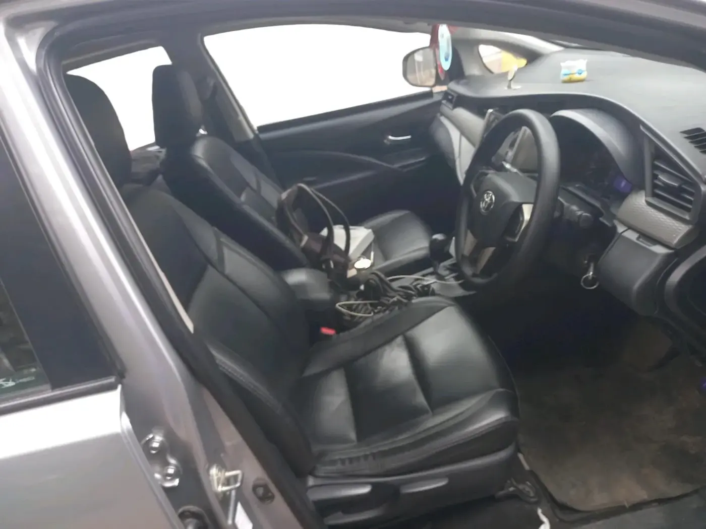 2018 Toyota Innova Crysta 2.7 GX AT 7 STR, Petrol, Automatic, 1,28,625 km, interior