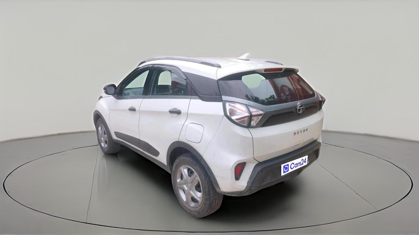 2020 Tata NEXON XMA SUNROOF PETROL, Petrol, Automatic, 26,578 km, exterior
