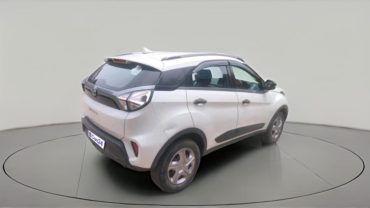 2020 Tata NEXON XMA SUNROOF PETROL, Petrol, Automatic, 26,578 km, exterior