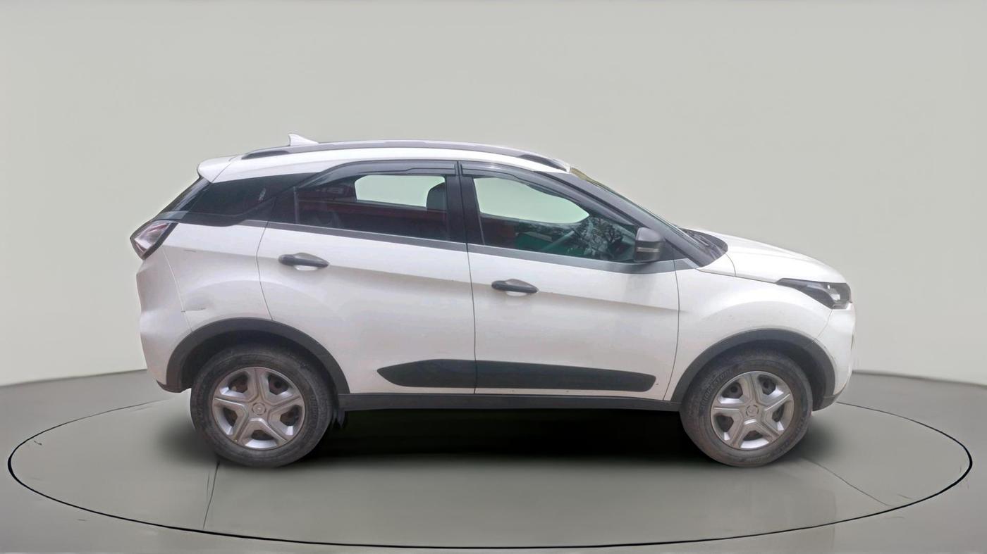 2020 Tata NEXON XMA SUNROOF PETROL, Petrol, Automatic, 26,578 km, exterior