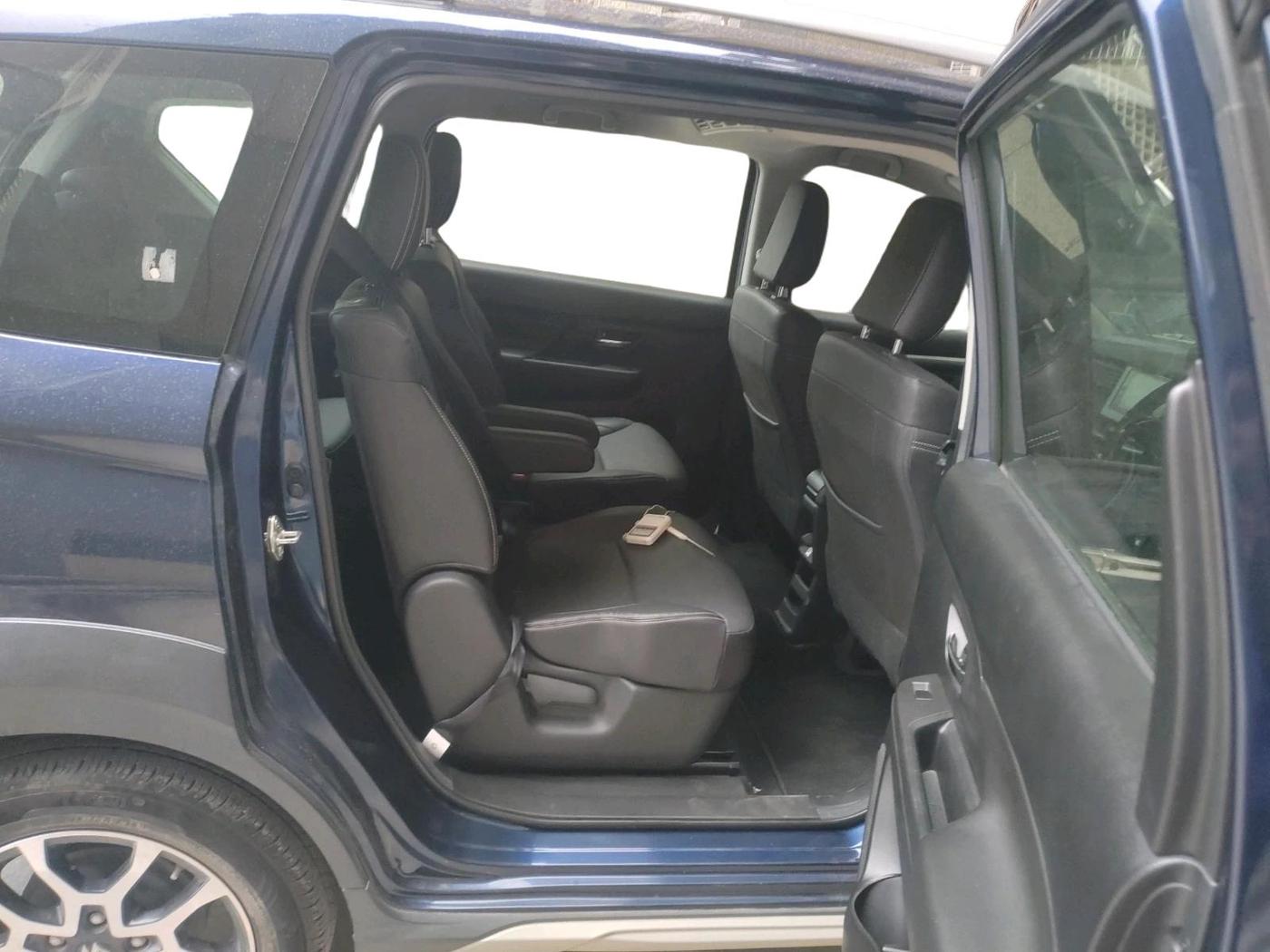 2023 Maruti XL6 ALPHA PLUS AT, Petrol, Automatic, 24,339 km, interior