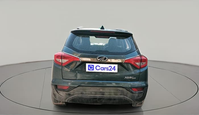 2021 Mahindra XUV300 W4 1.5 DIESEL, Diesel, Manual, 1,05,672 km, exterior