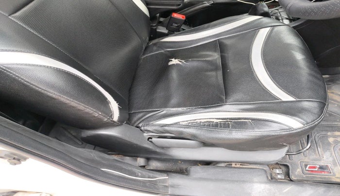 2015 Maruti Swift LXI (O), Petrol, Manual, 89,599 km, interior