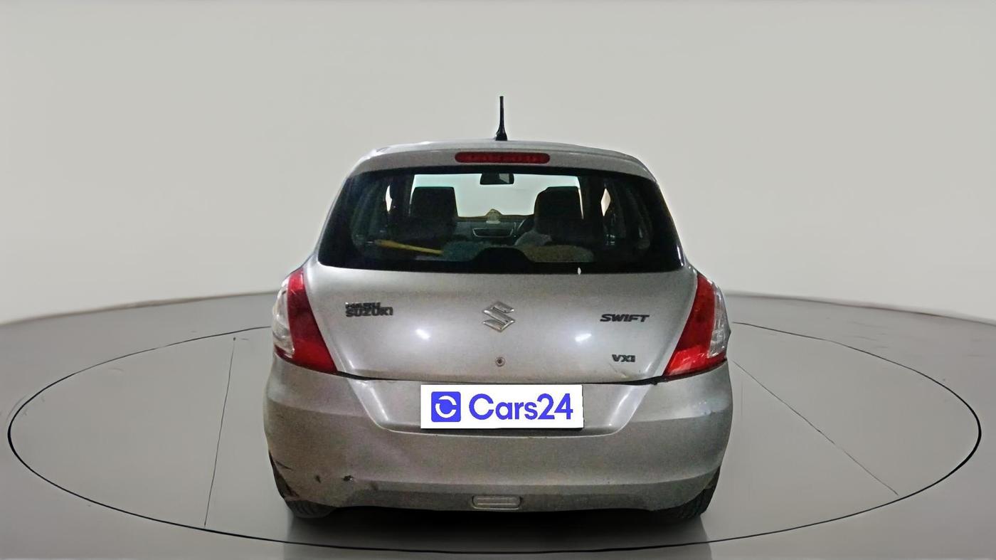 2017 Maruti Swift LXI (O), CNG, Manual, 1,65,241 km, exterior