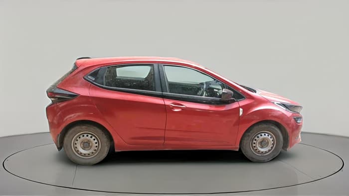 2020 Tata ALTROZ XE PETROL, CNG, Manual, 1,33,968 km, exterior