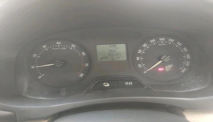 2011 Skoda Fabia AMBIENTE 1.2 MPI, Petrol, Manual, 36,632 km, interior