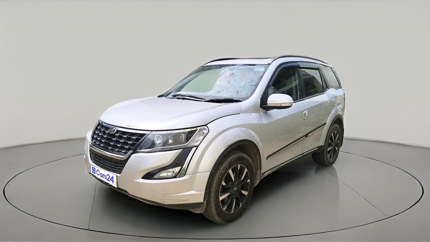 2018 Mahindra XUV500 W11 AT, Diesel, Automatic, 95,406 km, exterior