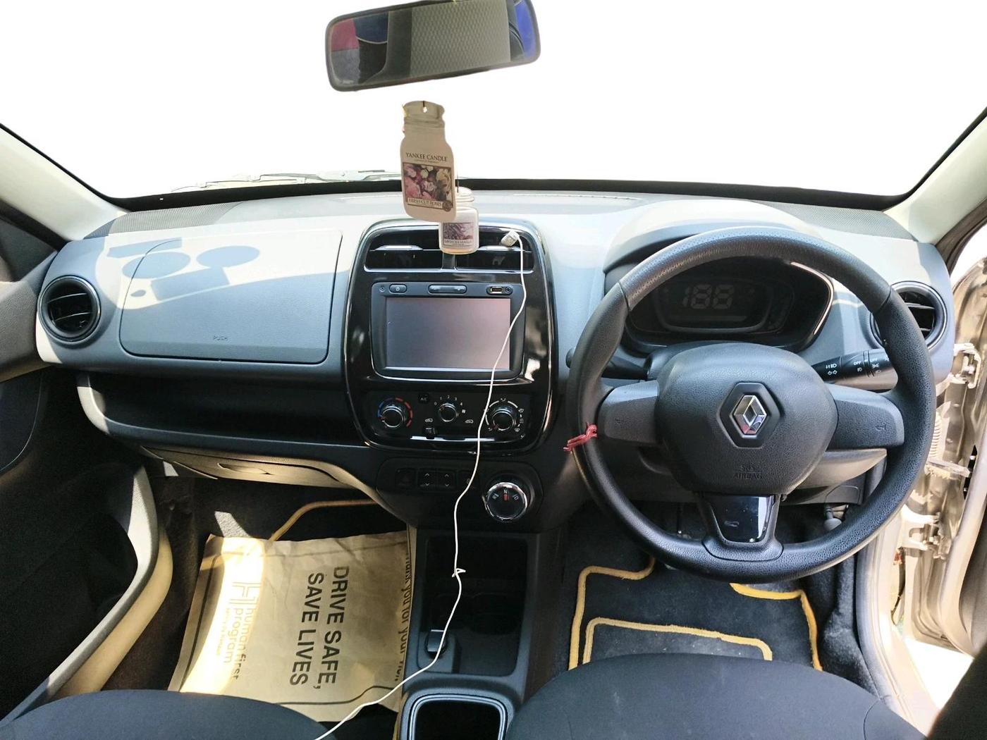 2018 Renault Kwid RXT 1.0 AMT (O), Petrol, Automatic, 8,242 km, interior