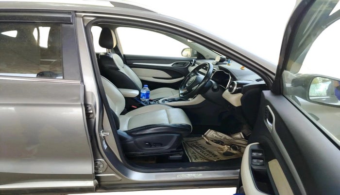 2022 MG ASTOR SAVVY 1.5 CVT, Petrol, Automatic, 40,083 km, interior