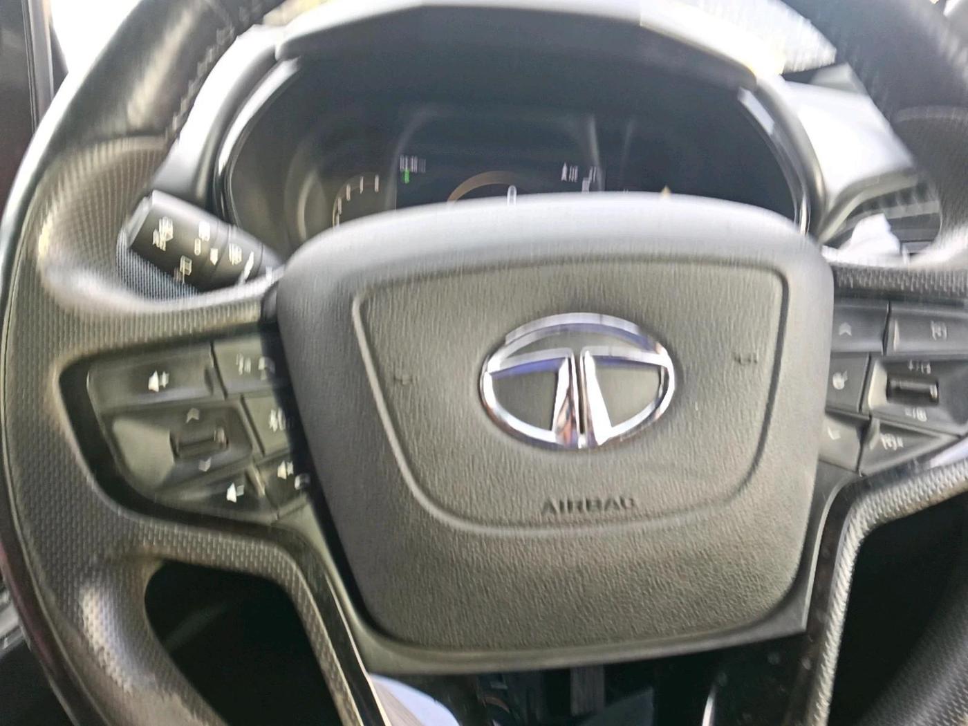 2023 Tata Harrier XZA + O 2.0L RED DARK EDITION 5 STR, Diesel, Automatic, 54,856 km, interior