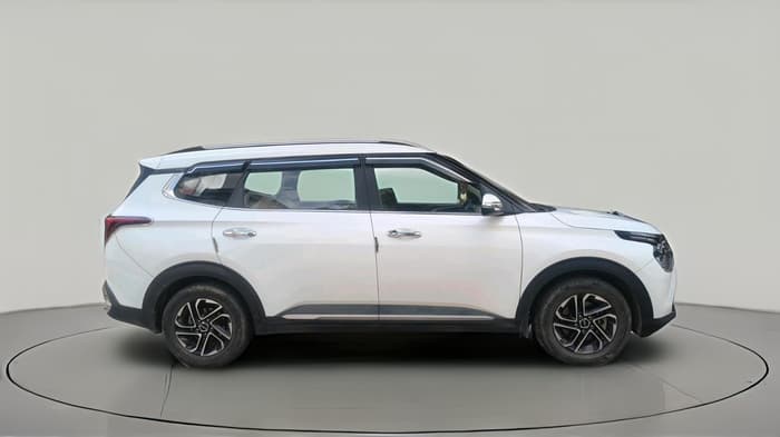 2022 KIA CARENS LUXURY PLUS 1.4 PETROL 7 STR, Petrol, Manual, 60,708 km, exterior