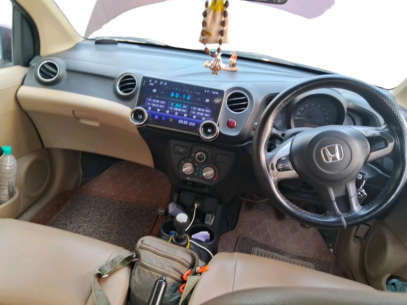 2015 Honda Amaze 1.2L I-VTEC S, Petrol, Manual, 97,317 km, interior