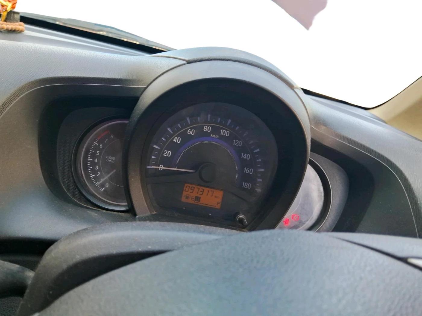 2015 Honda Amaze 1.2L I-VTEC S, Petrol, Manual, 97,317 km, interior