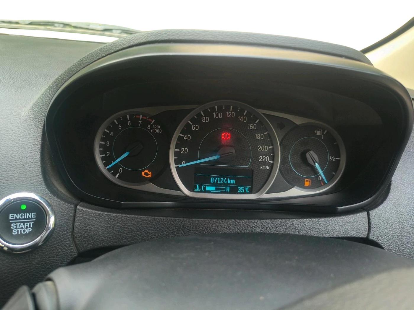 2018 Ford Figo Aspire TITANIUM 1.2 PETROL, Petrol, Manual, 83,124 km, interior