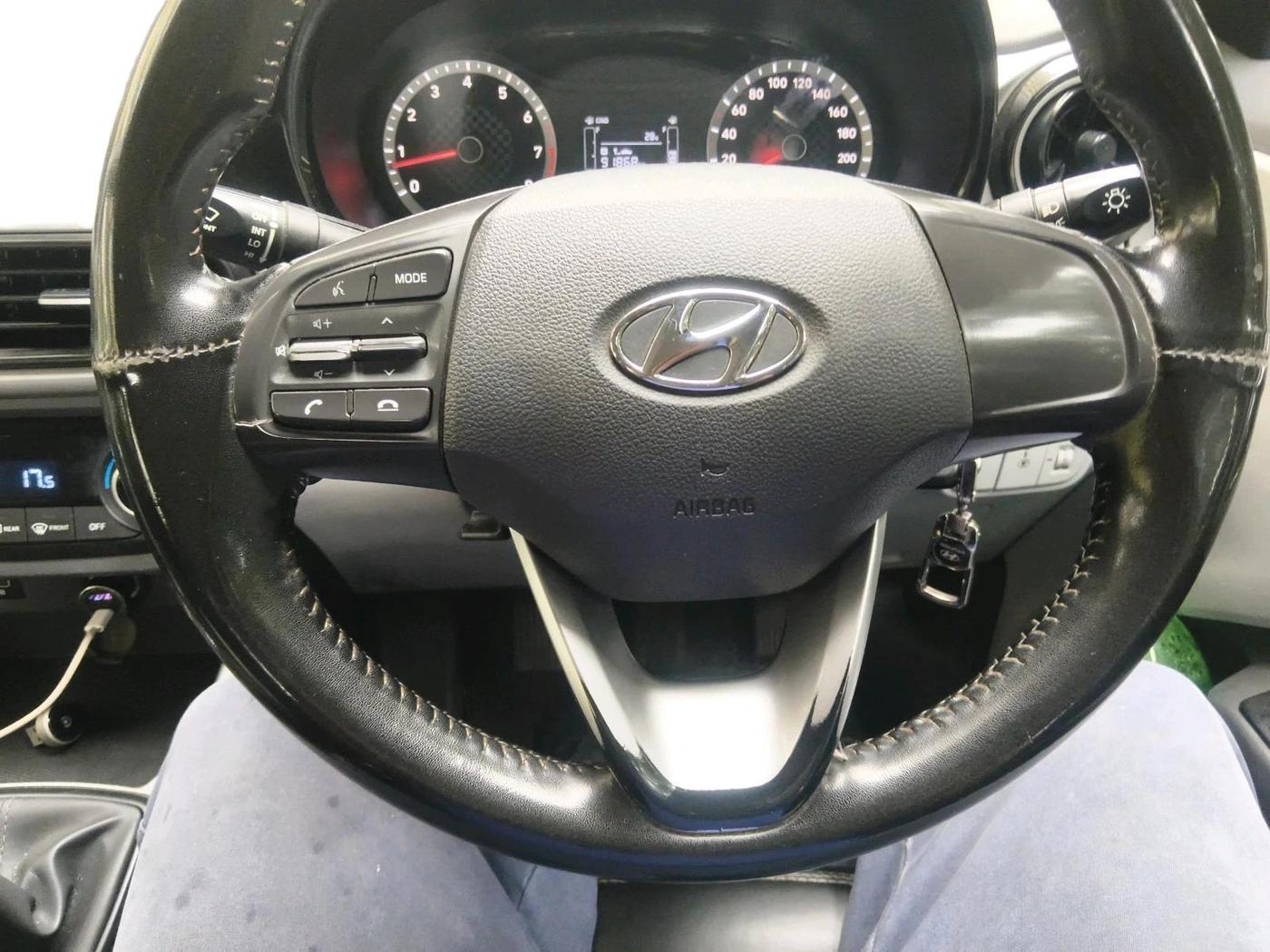 2022 Hyundai GRAND I10 NIOS SPORTZ 1.2 KAPPA VTVT CNG, CNG, Manual, 64,828 km, interior