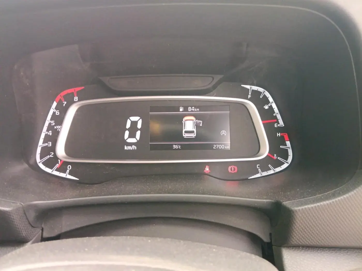 2025 KIA SONET HTE (O) 1.2 Petrol MT, CNG, Manual, 2,700 km, interior