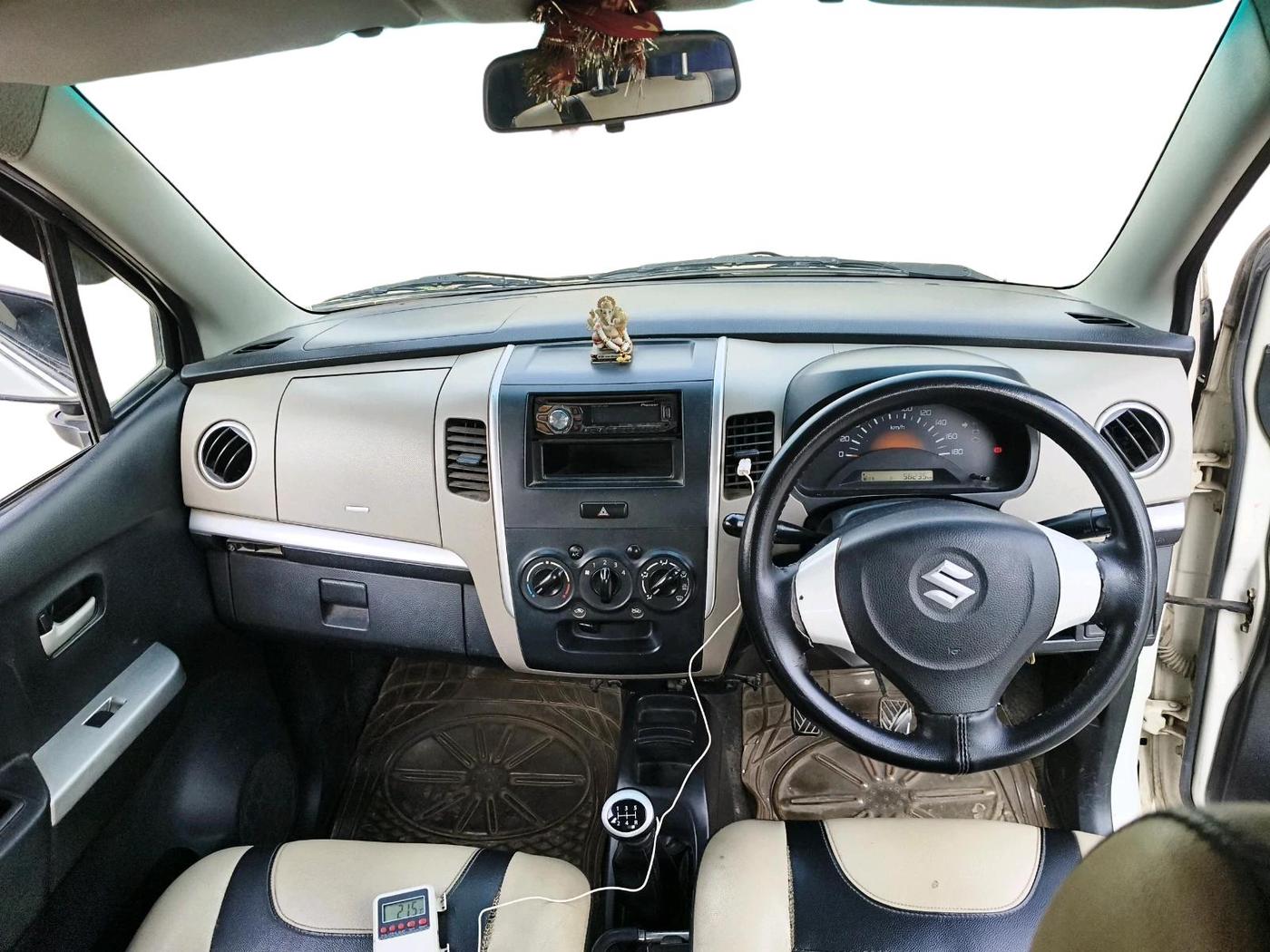 2015 Maruti Wagon R 1.0 LXI CNG, CNG, Manual, 98,236 km, interior