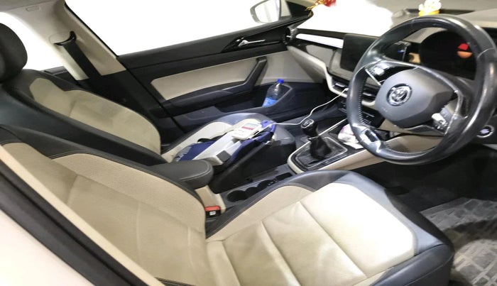 2022 Skoda SLAVIA STYLE 1.0L TSI MT, Petrol, Manual, 41,473 km, interior