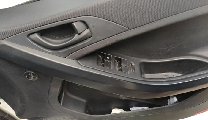 2024 Tata NEXON SMART+ 1.2 PETROL, Petrol, Manual, 20,212 km, interior