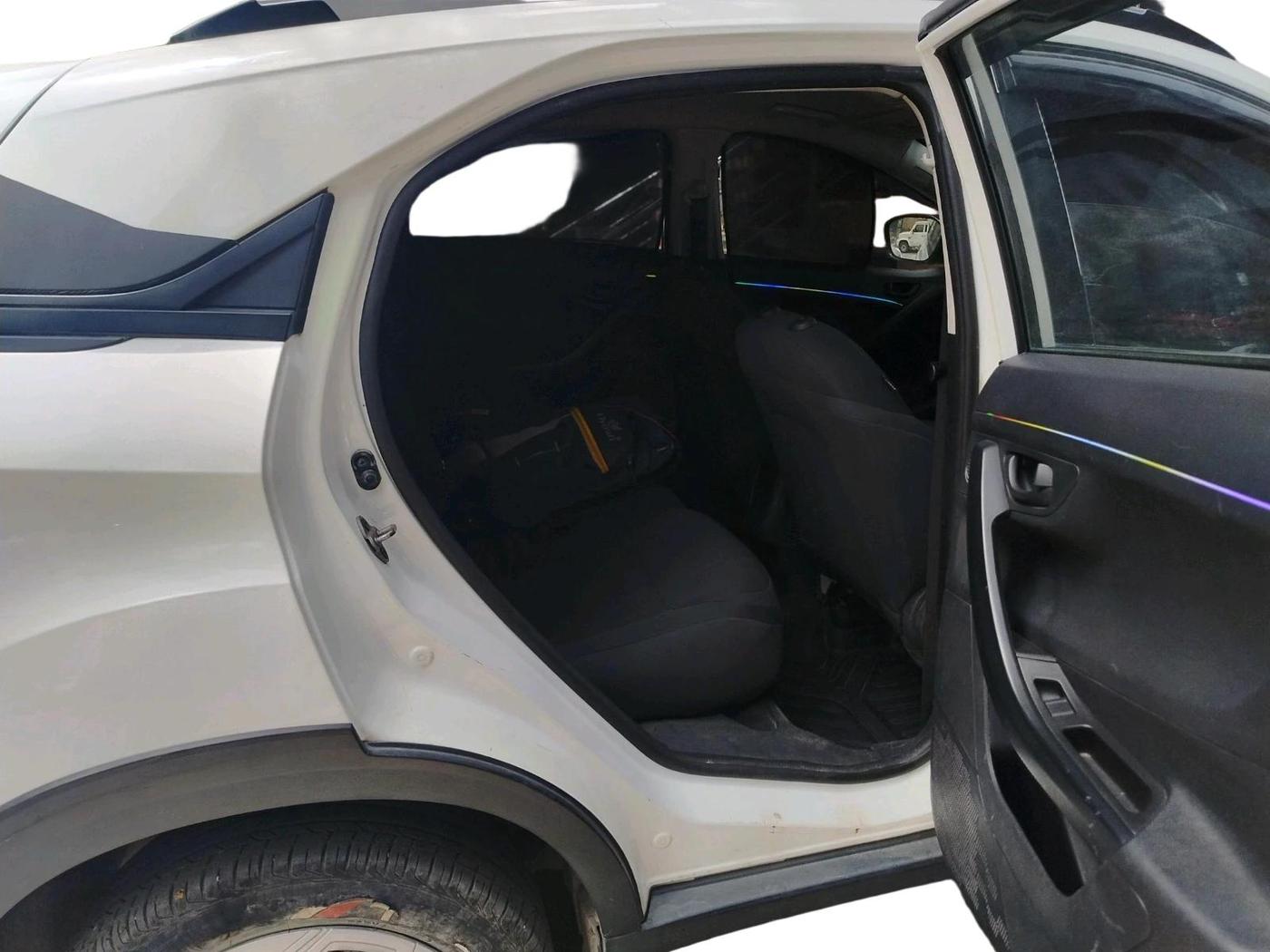 2024 Tata NEXON SMART+ 1.2 PETROL, Petrol, Manual, 20,212 km, interior