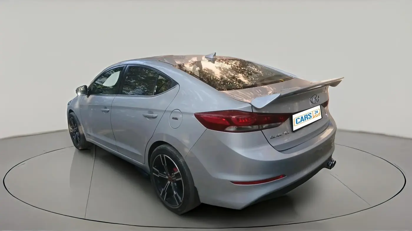 2016 Hyundai New Elantra 2.0 SX MT PETROL, Petrol, Manual, 71,273 km, exterior