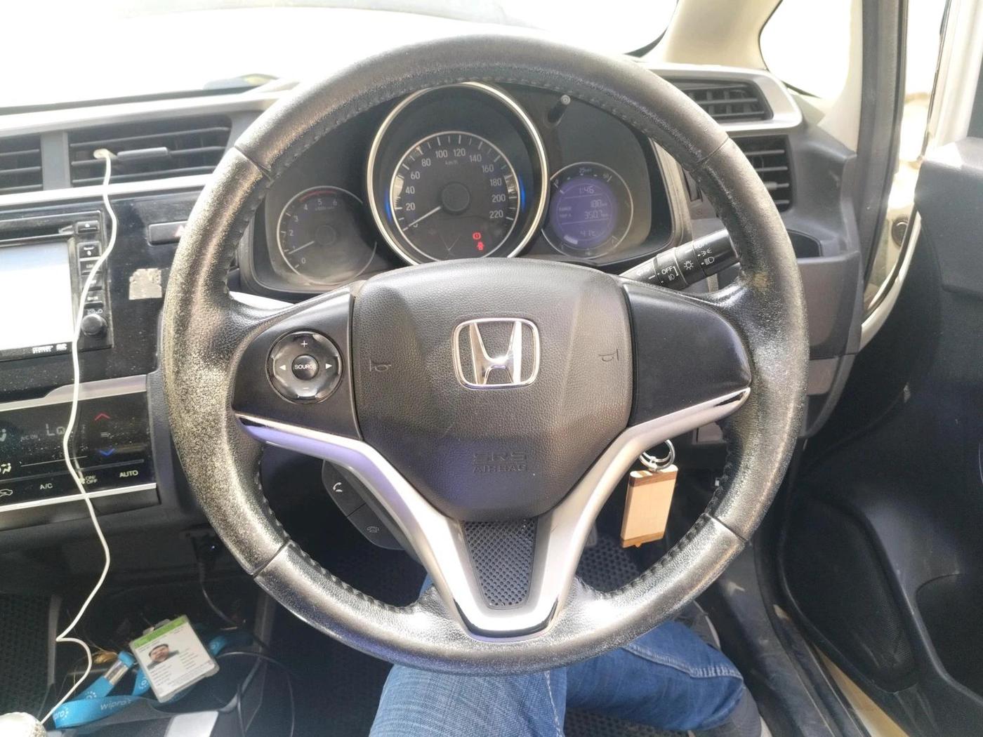 2017 Honda Jazz 1.5L I-DTEC VX, Diesel, Manual, 79,000 km, interior
