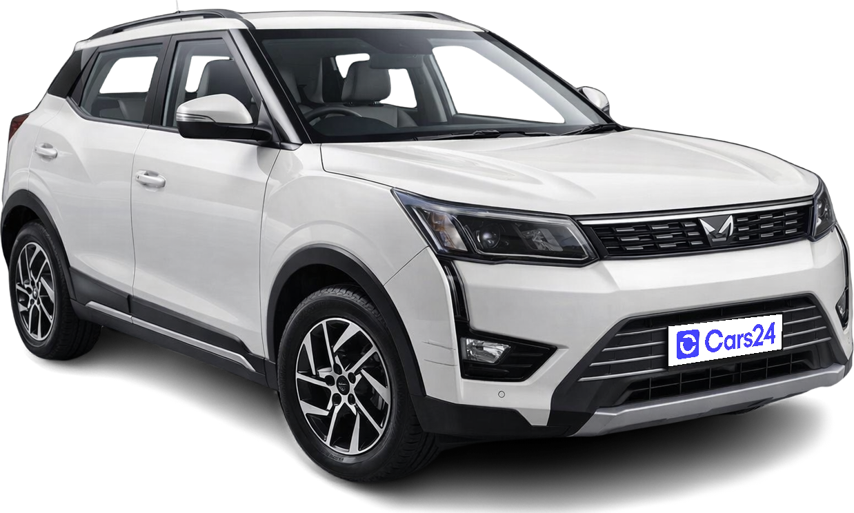 2023 Mahindra XUV300 - SUV - Diesel - Automatic - ₹9.00 lakh