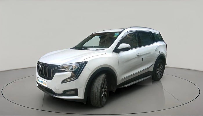 2024 Mahindra XUV700 AX 7 LUXURY P AT 7 STR, Petrol, Automatic, 8,201 km, exterior