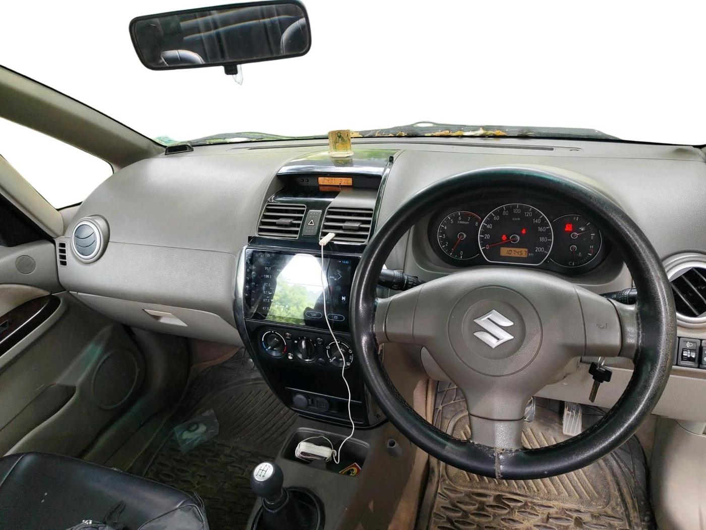 2012 Maruti SX4 VXI, CNG, Manual, 1,07,457 km, interior